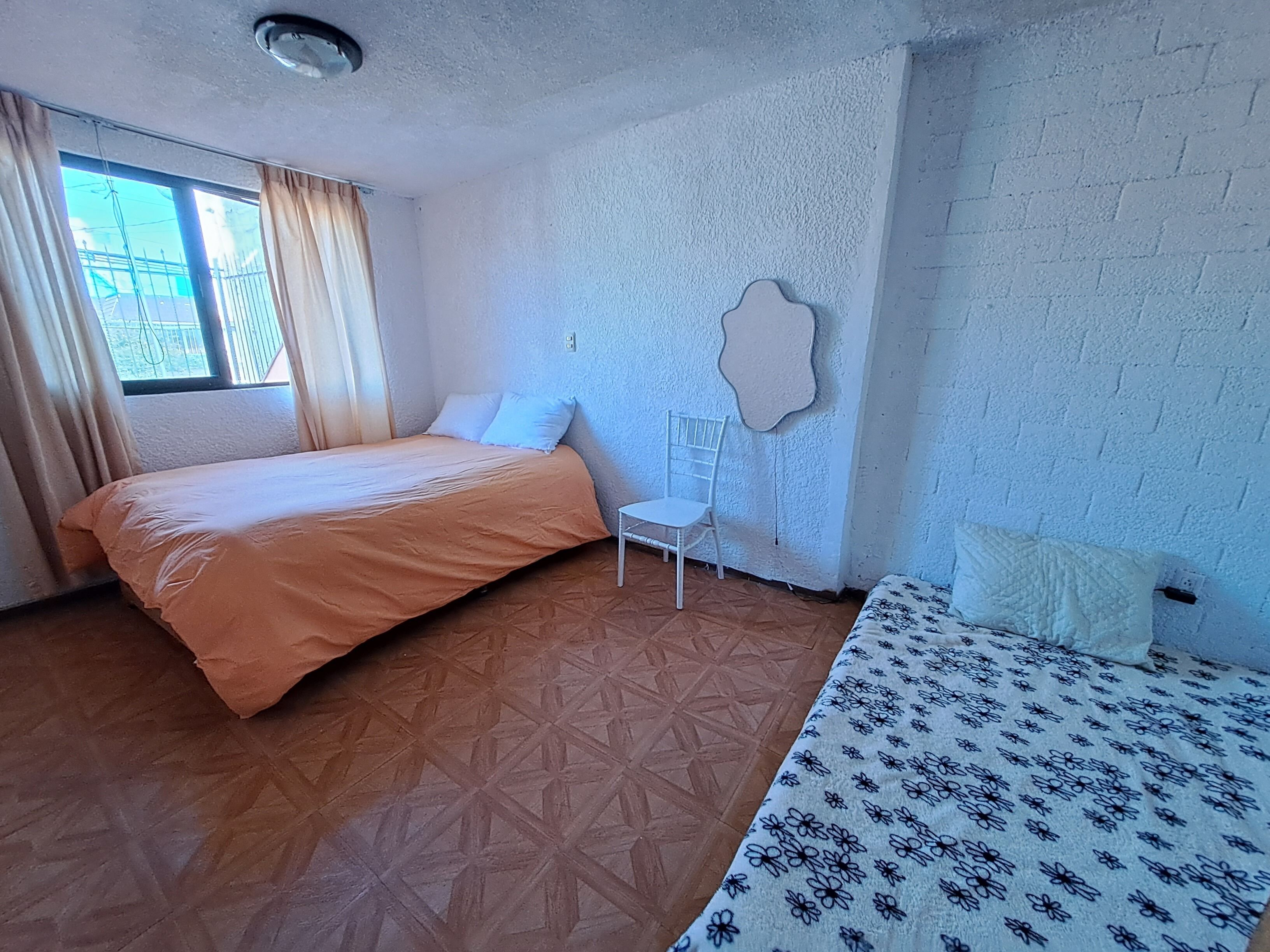 Entire house 8 minutes from the Impulsora metro