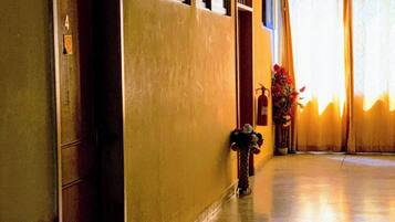 Quarto, vários quartos, vista para a cidade | Parte interna