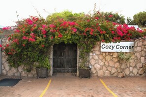 Entrée de l’hébergement