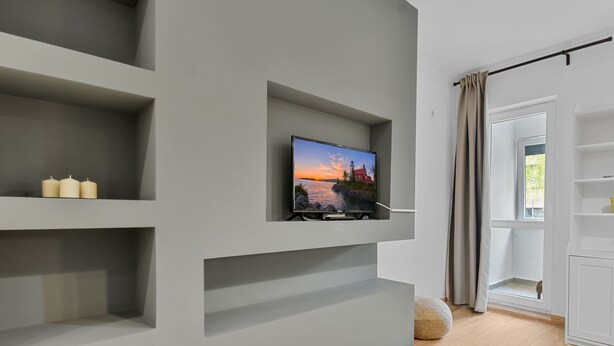 Unclassified image, 1 of 23, button - Young Studio in Avangarden City (Chiajna)