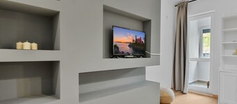 아방가든 시티의 영 스튜디오