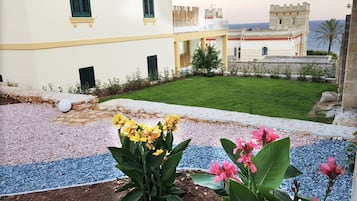 Apartment, 1 Bedroom, Patio, Garden View | Garden