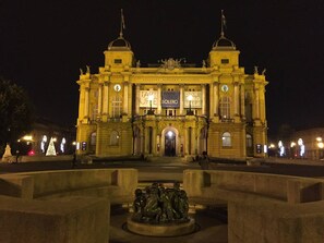 Dortoir partagĂ©, 1 chambre, vue sur le jardin | Façade de lâhĂ©bergement