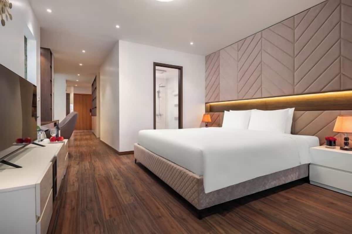 1 quarto, cortinas blackout, quartos à prova de som