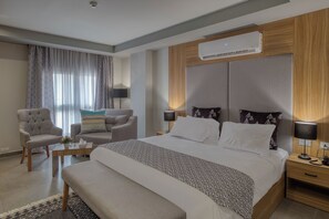 Senior Suite | Free WiFi