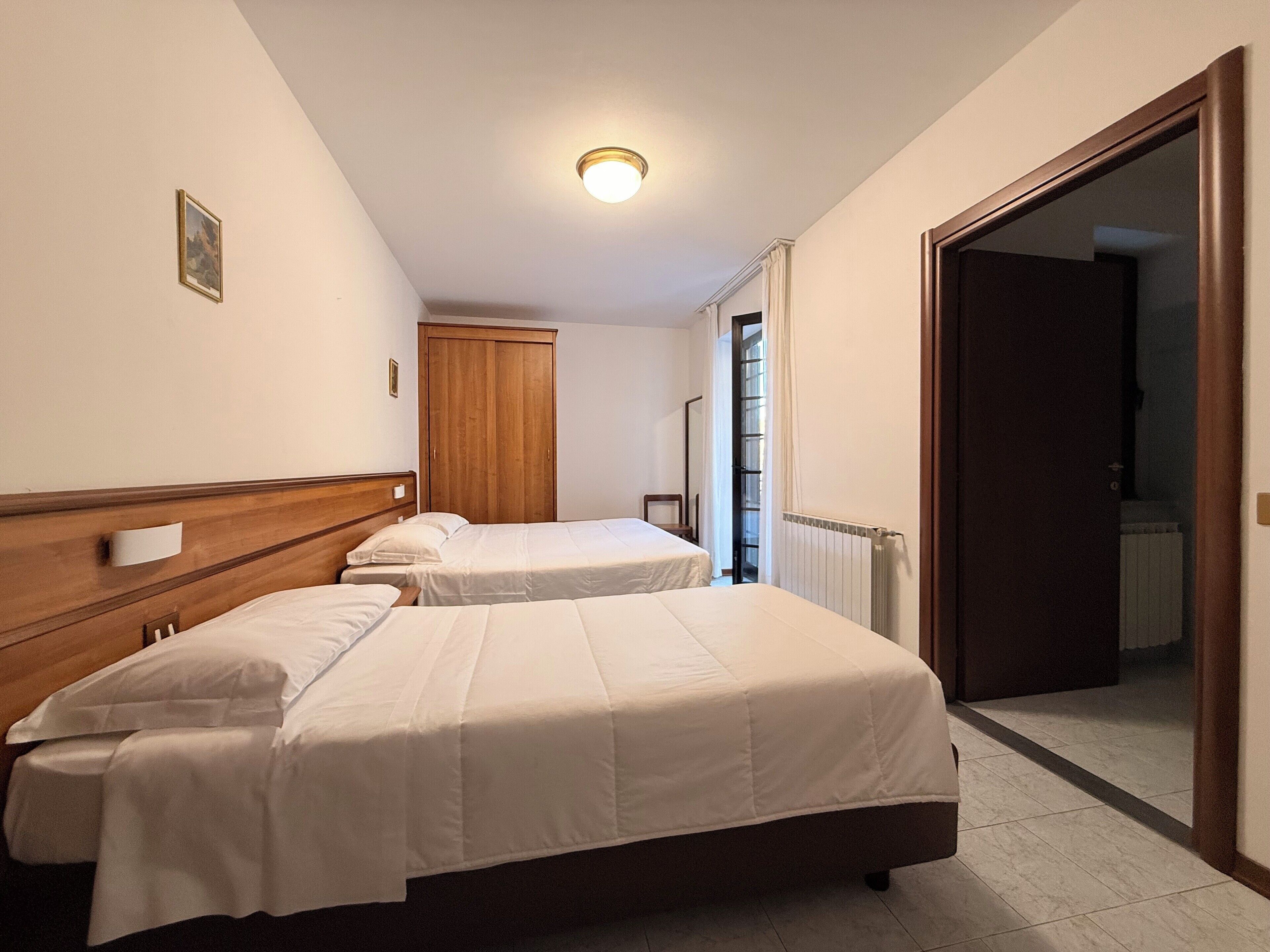 Panoramic Triple Room, Balcony, Lake View