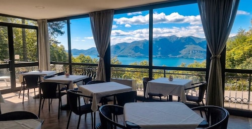 Hotel Montegrino Lakeview