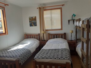 Room - 1 Valparaluz Bb 4 People, Private Bathroom (Valparaiso)