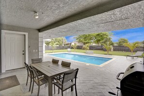 Pool - Luxury Miami Villa with Pool (Miami)