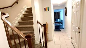 House, 3 Bedrooms | Interior
