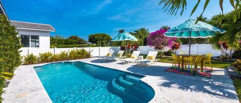 Piscine extérieure, piscine chauffée