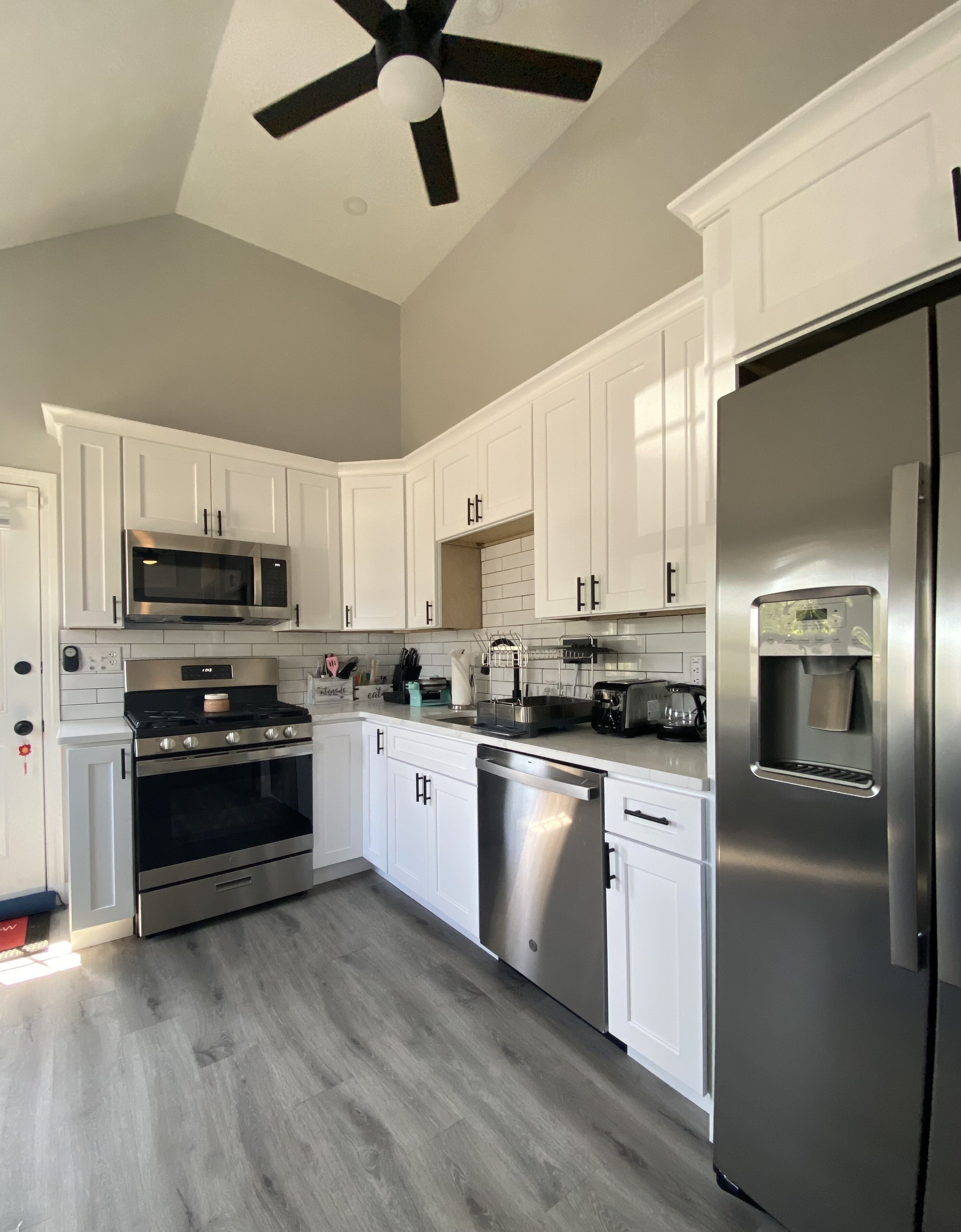 Unwind in our Cozy Brockton Oasis