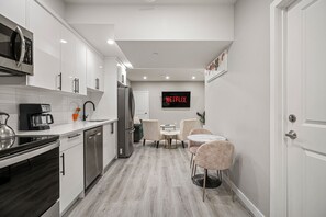 Basic House | Living area