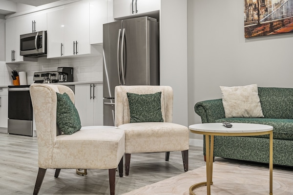 Basic House | Living area | 60-inch Smart TV with digital channels, TV, Netflix