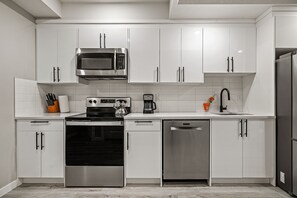 Basic House | Private kitchen