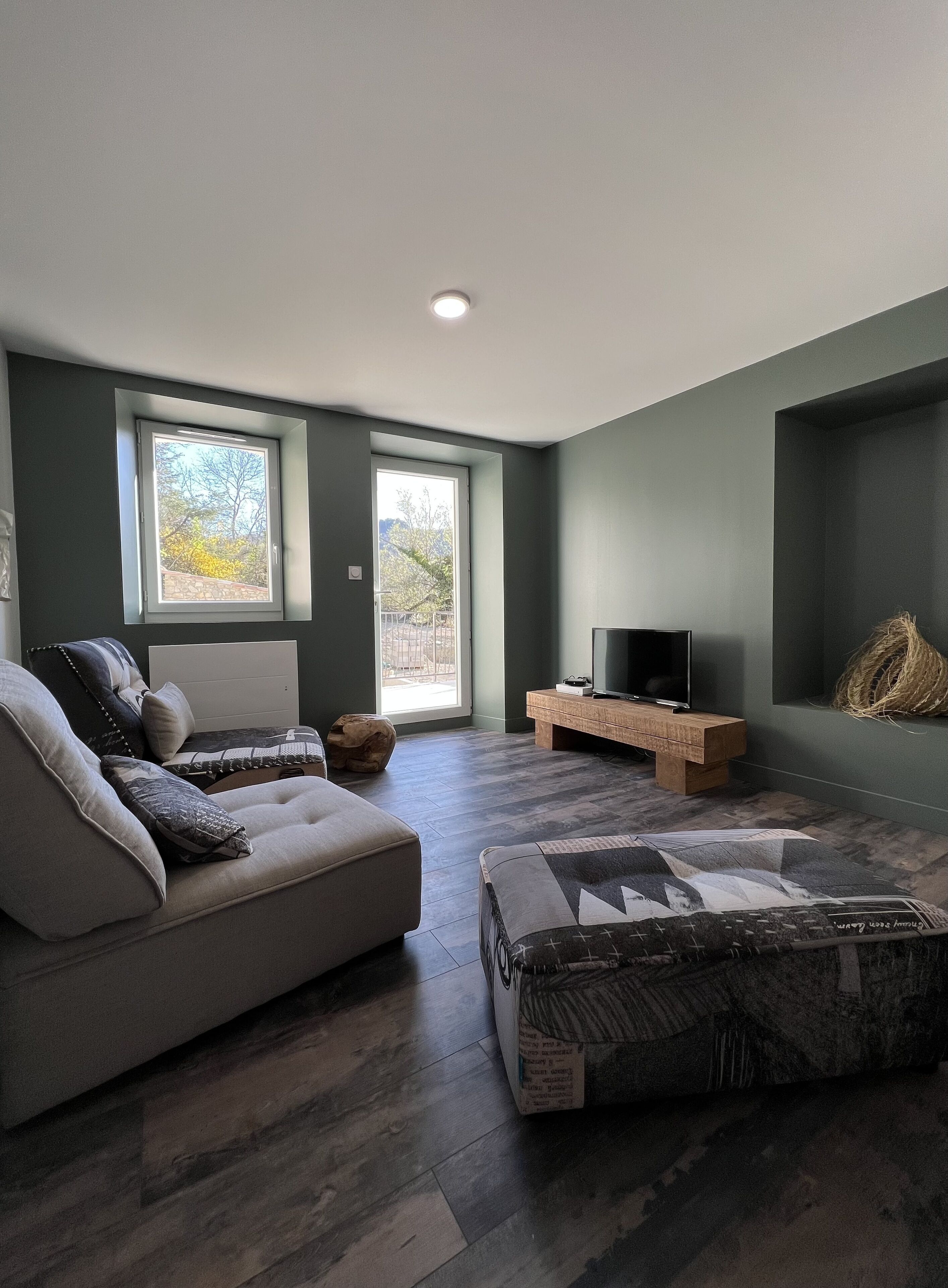 Gîte renovated, swimming pool, at the gateway to the Drôme provençale, near Saou