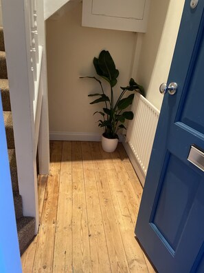 Interior - Large and Luxo Flat with parking 19 mins from Waterloo (London)