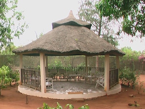 Terrace/patio - Centre AYIFA Hôtel (Abomey-Calavi)