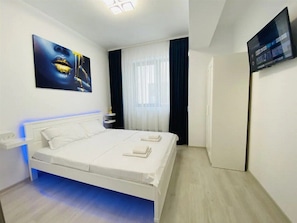 2 bedrooms, WiFi, bed sheets