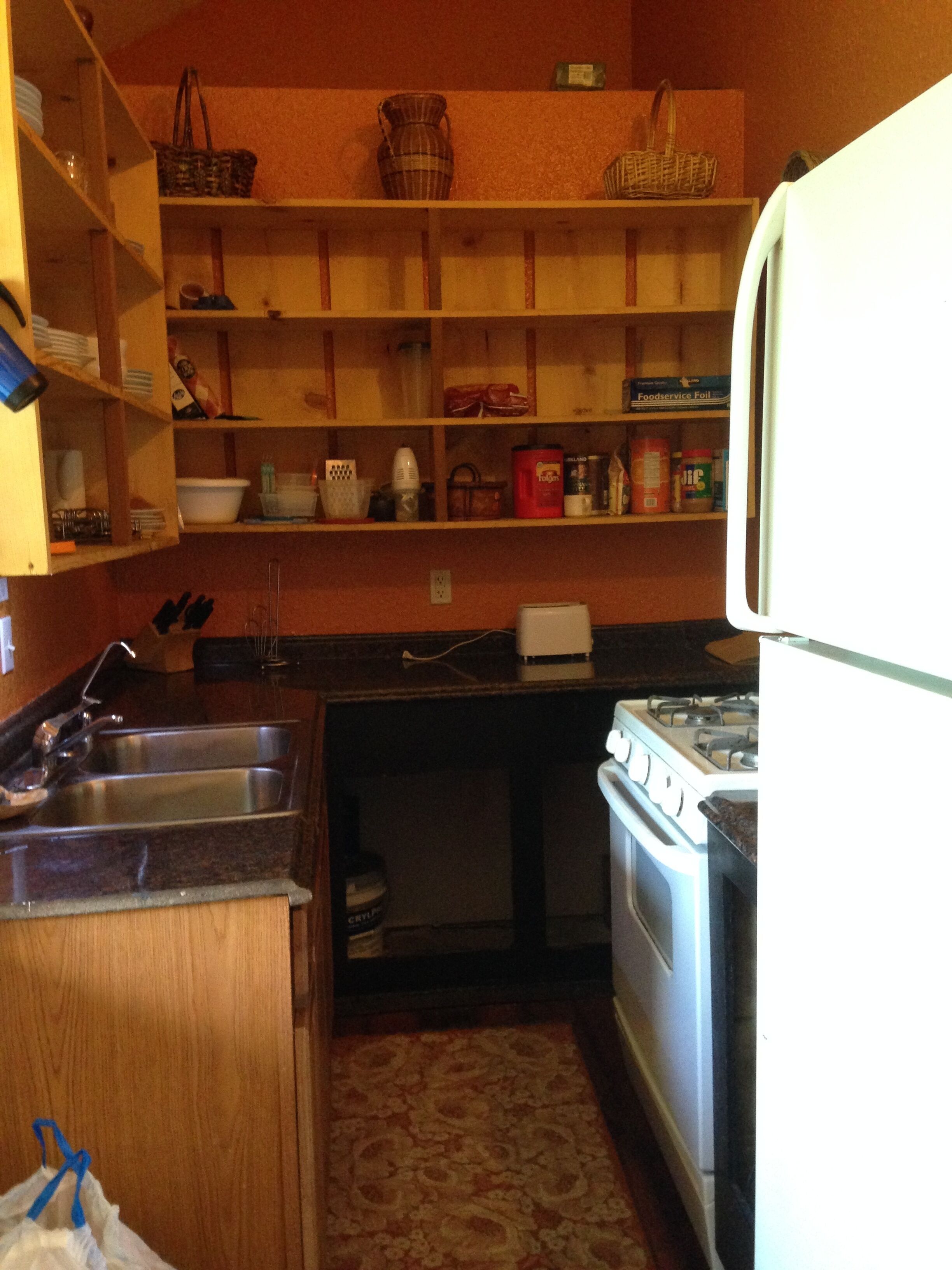 Sanity sake- Come enjoy Alaska’s beauty in this large cabin.