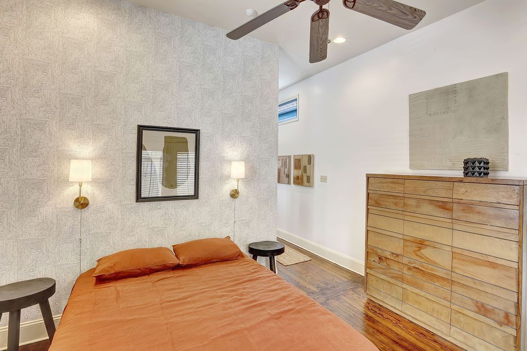 Modern Uptown Home, Walking Distance to St Charles Street Car & Universities