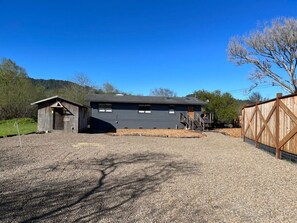 Exterior - A Willows Retreat - Luxury in West Marin (Point Reyes Station)