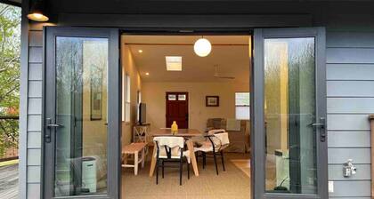 Close to Beaches! A Willows Retreat! True Luxury!