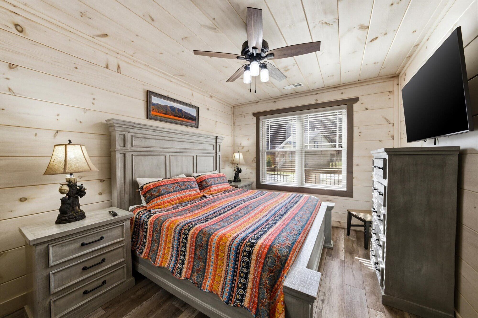 Cabin, Multiple Beds, Hot Tub | 3 bedrooms, individually decorated, individually furnished, desk