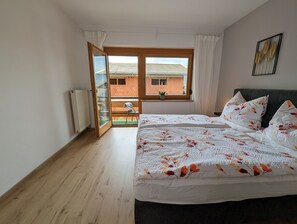 2 chambres, lit parapluie, Wi-Fi gratuit, draps fournis