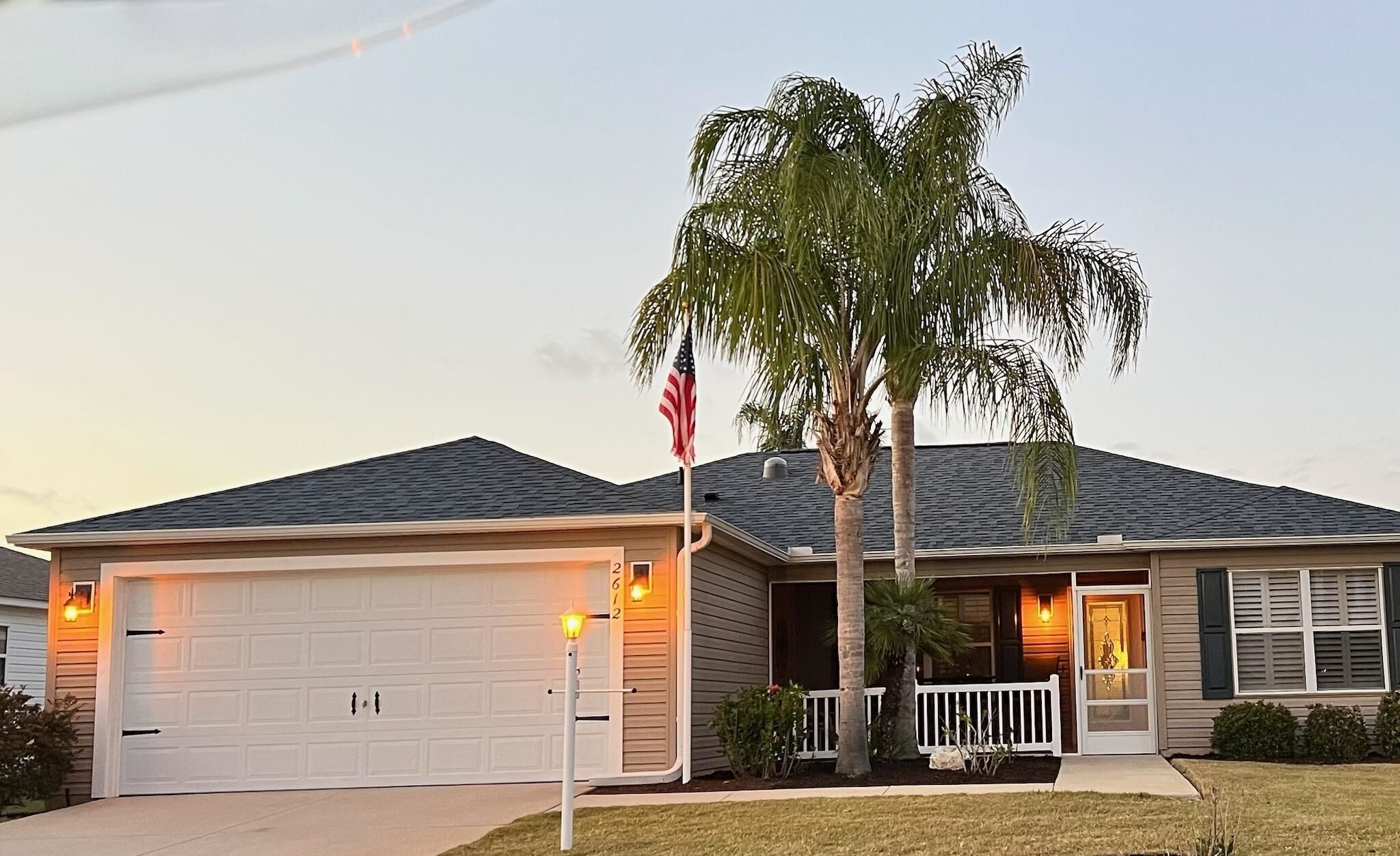 Immaculate Ranch home in Village of Duval