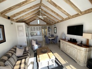 Smart TV, DVD player - Villa Costa Teguise (Costa Teguise)