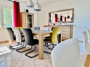 تناول الطعام