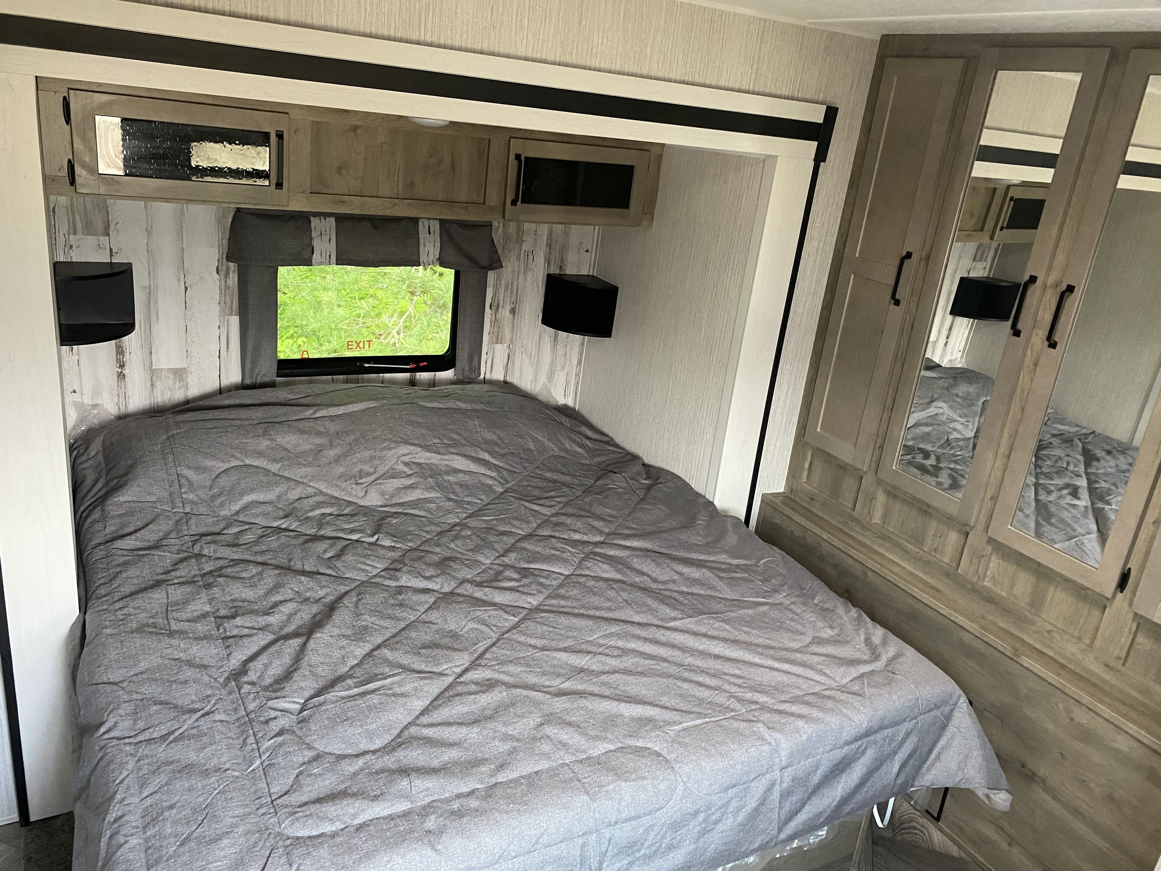 Romantic Sunrise Park Model Home