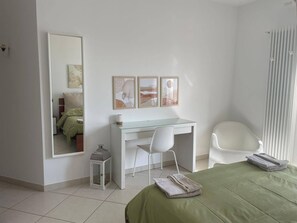 2 bedrooms, free WiFi, bed sheets