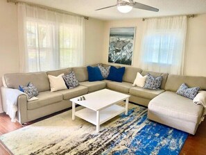 TV - Perfect Downtown Home (Wilmington)