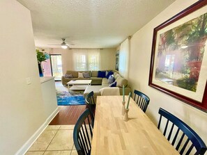 Dining - Perfect Downtown Home (Wilmington)