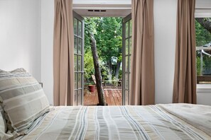 4 chambres, fer et planche à repasser, accès à Internet, literie fournie
