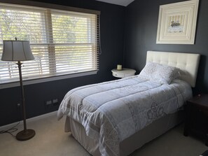 5 habitaciones, escritorio, tabla de planchar con plancha y wifi gratis