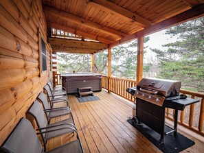 Property grounds - Bison Lodge by The Inn & Spa at Cedar Falls (Rockbridge)