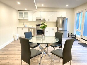 Dining - Brand New Walk Out Bsmt Apt Near Beach  (Pickering)