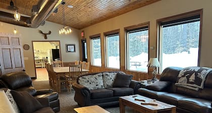 Timberwolf Lodge Directly on Haywire Snowmobile & ATV Trial