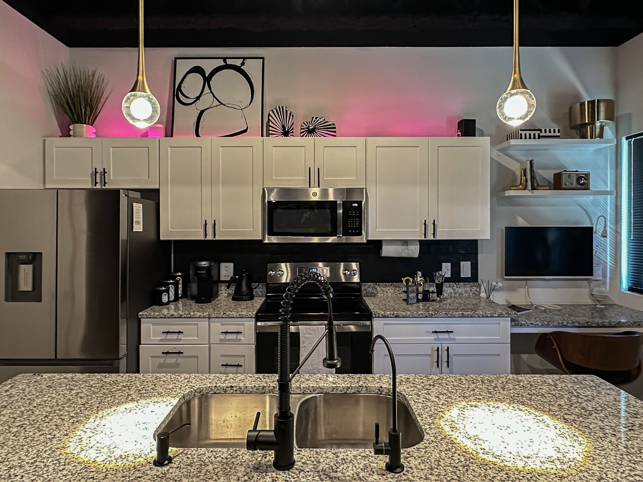 Unique Nashville Executive Condo & Workspace