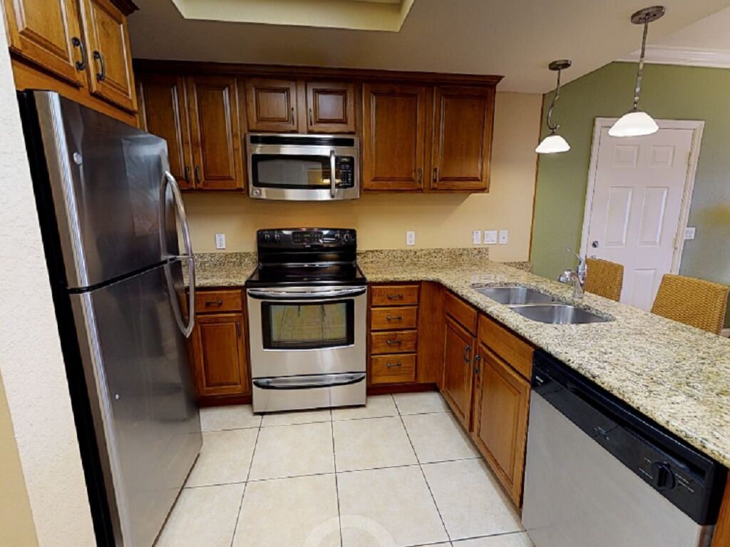 Luxury 1 Bedroom Suite Near Theme Parks