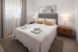 مكواة/لوح كي وواي فاي مجانًا وملاءات أسرّة