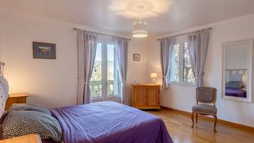 1 chambre, fer et planche Ă repasser, Wi-Fi, draps fournis