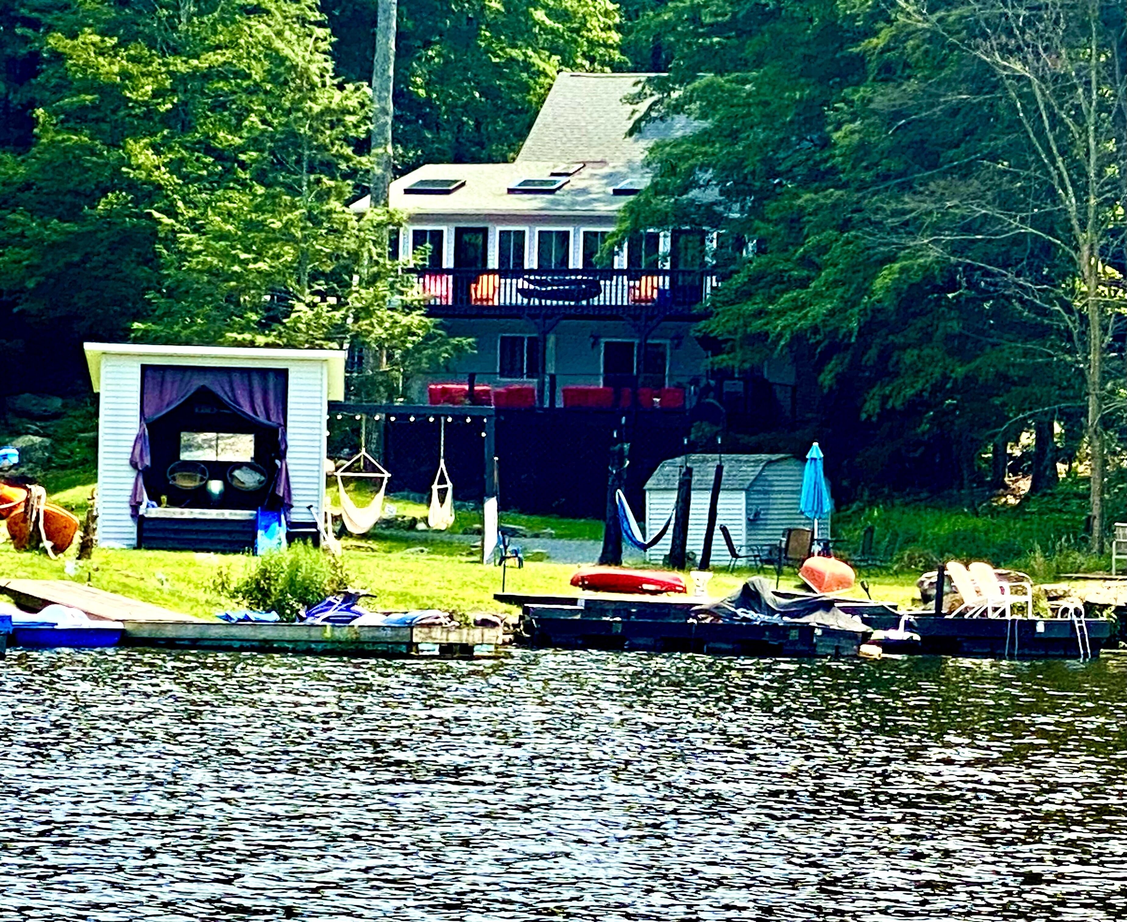 LakeVibez - Lakefront 5bed 3bath Hideout Resort! Private dock & Spectacular view