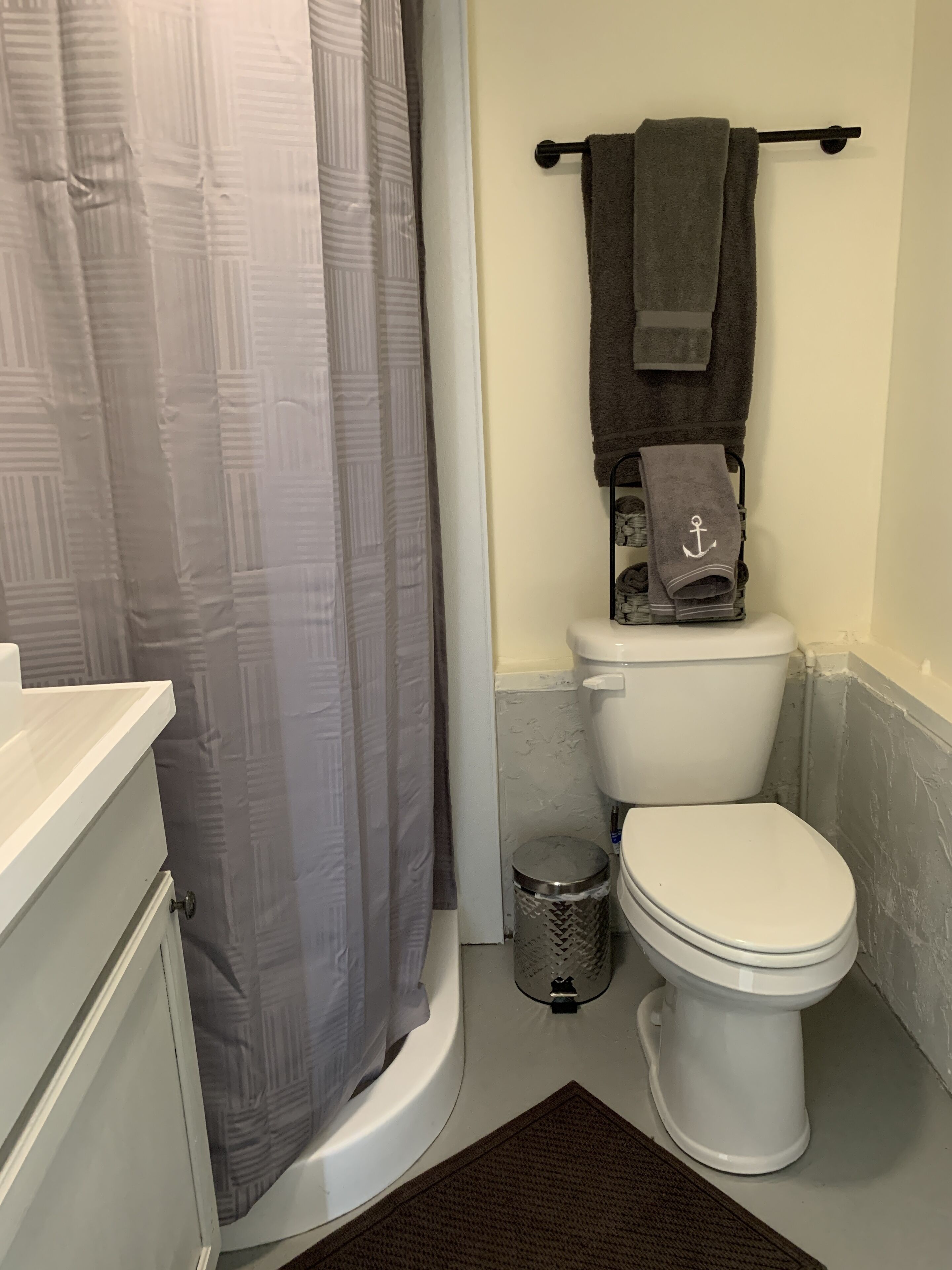 1715 T - Tiny Home in Downtown Melbourne