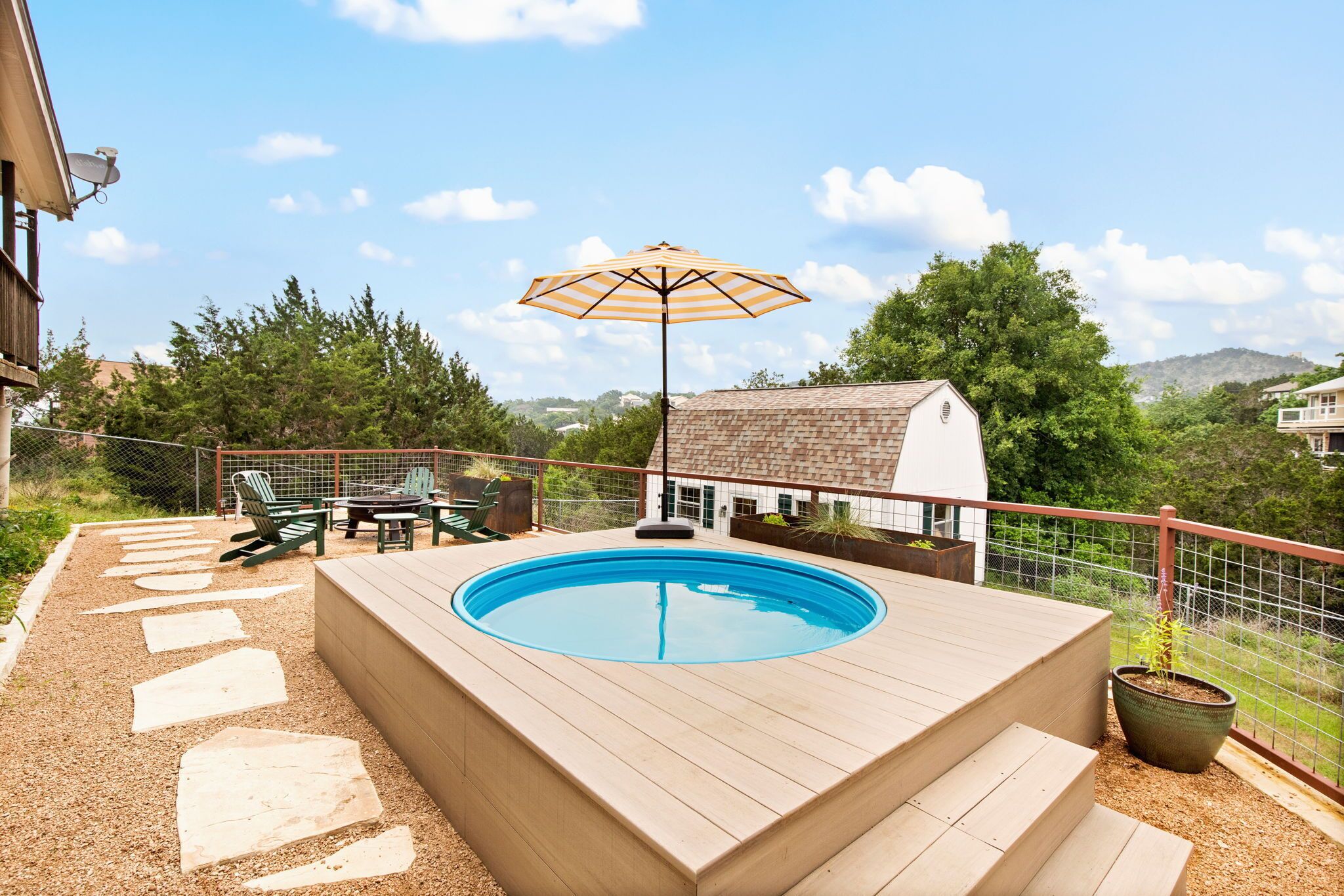 8' stock tank pool with heater 