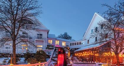 Winter Wonder Adventures in New England’s White Mountains