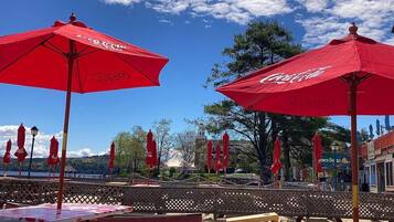 Enceinte de lâhĂ©bergement